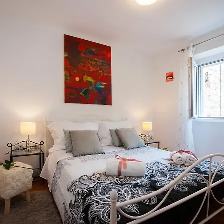Dumaneo Art Apartment